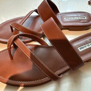 Manolo Blahnik Susa Leather Thong Sandals